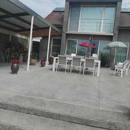 Guesthouse Sisa Veurne Luaran gambar